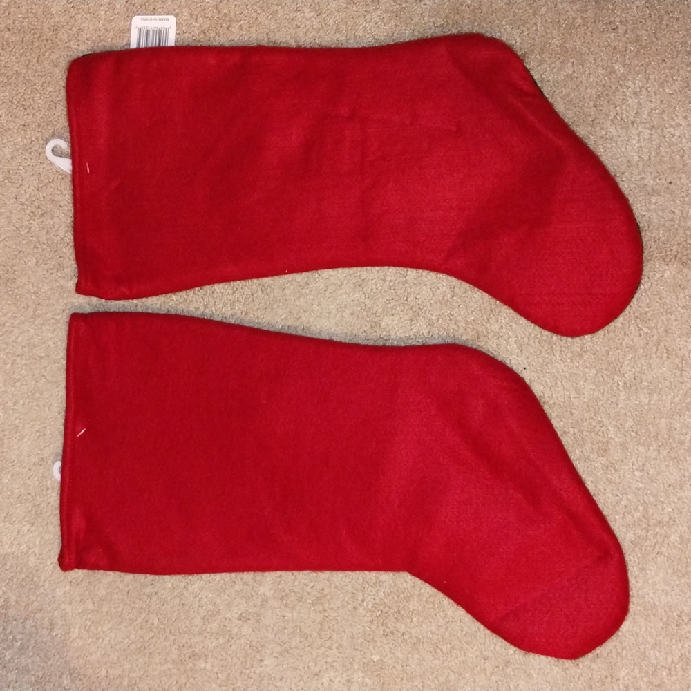 2 Pcs Prima Creations Christmas Felt Stockings - Picture 2 of 4